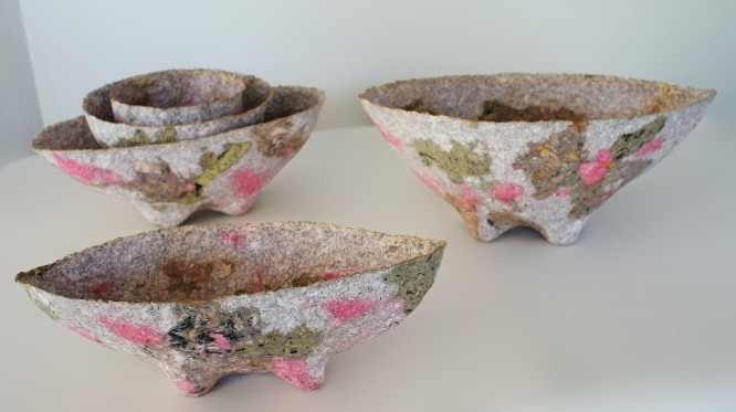 pink bowls